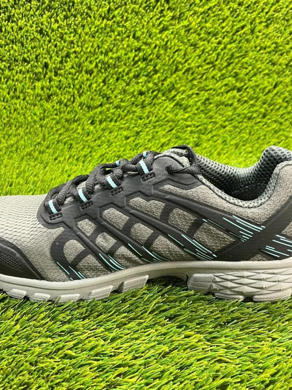 Nautilus Stratus Womens Size 9.5 Gray Black Composite Toe Work Safety Shoes